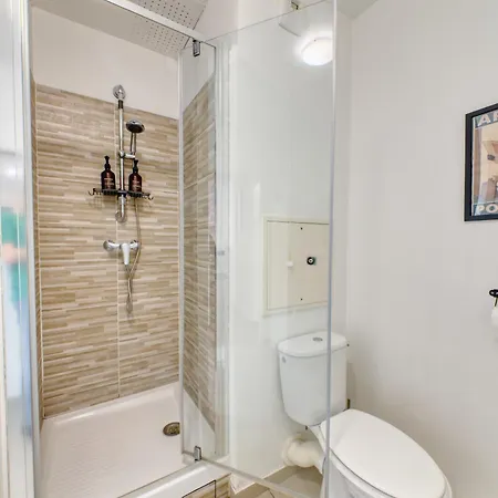 Chic Appartement Saint-Ouen (Seine-Saint-Denis)